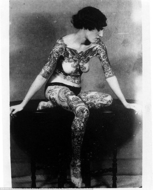 thatgirlisarollingstone: Jean Carroll , The Tattooed Lady