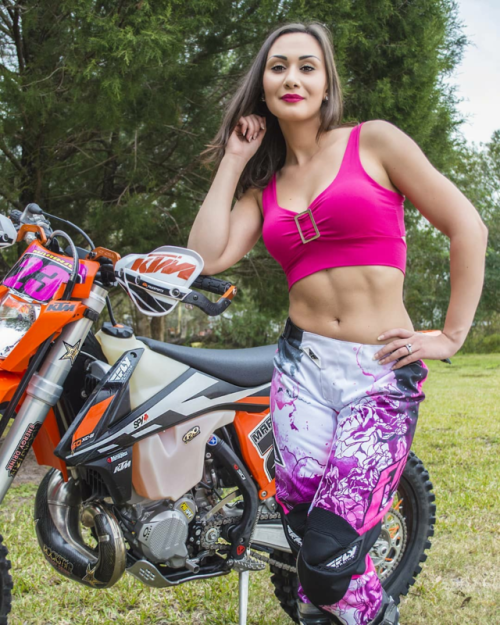 There&rsquo;s nothing better on a beautiful Tuesday afternoon than a badass #Motochick like the 