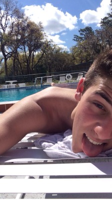 bwargs:  everything’s better when you’re half naked by the pool ~