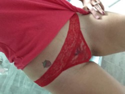 hotwifeblodiegirl:  It’s Christmas so I figured I’d wear some red panties today. 😘😘😘😈😈😈