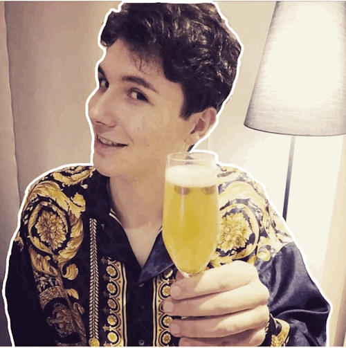 iwilliftheyinsist:moodboardThese are the golden days.