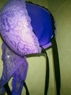 clm4w37:  Purple C cup bra of ex. Big?