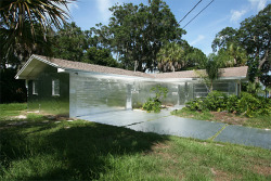 adurot: frist–xvi:   bvids:  grossnational:  Florida man stumps neighbors by covering home in aluminum foil TARPON SPRINGS, Fla. - Polish artist and Tarpon Springs resident Piotr Janowski recently covered his home, including the concrete driveway and