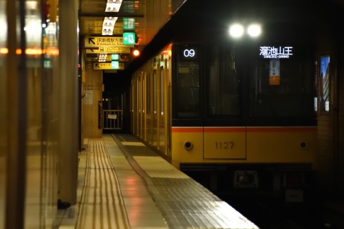 2016.11.06 銀座線、渋谷駅大規模工事で溜池山王行き。 01系、少なくなりましたね。