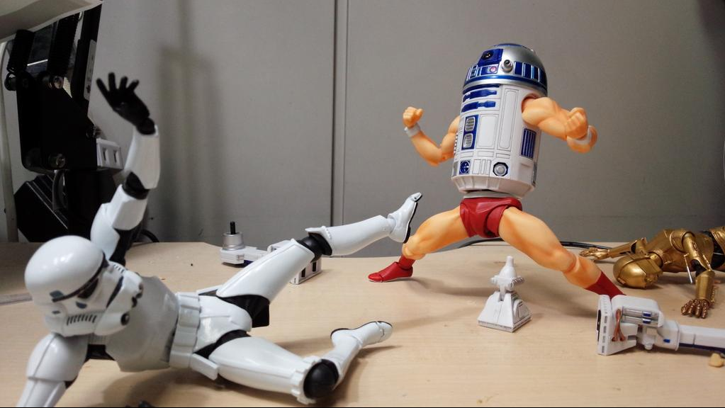cloperella: lordwanjavi: Star Wars &gt; Katuhisa Yamaguchi  Is this Cyborg Justice? 