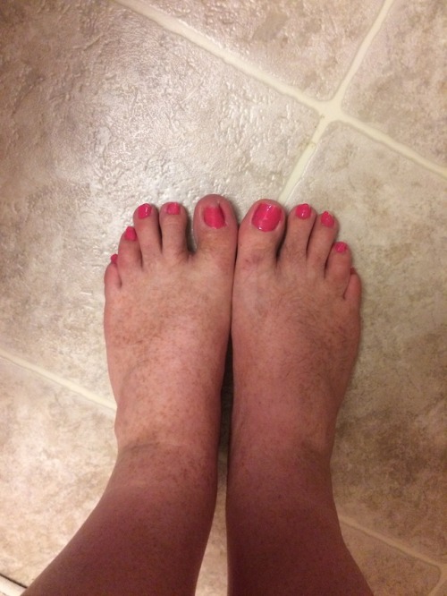 This came from anonymous, via text. I had to paint my toe nails hot pink and leave it for a two week