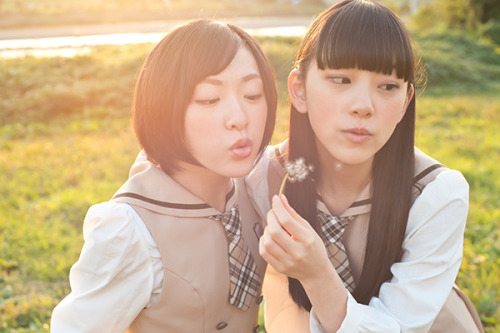 akibeya:  (ナタリー - [Power Push] 乃木坂46「バレッタ」特集 - 生駒・堀センター対談から) 生駒里奈　堀未央奈