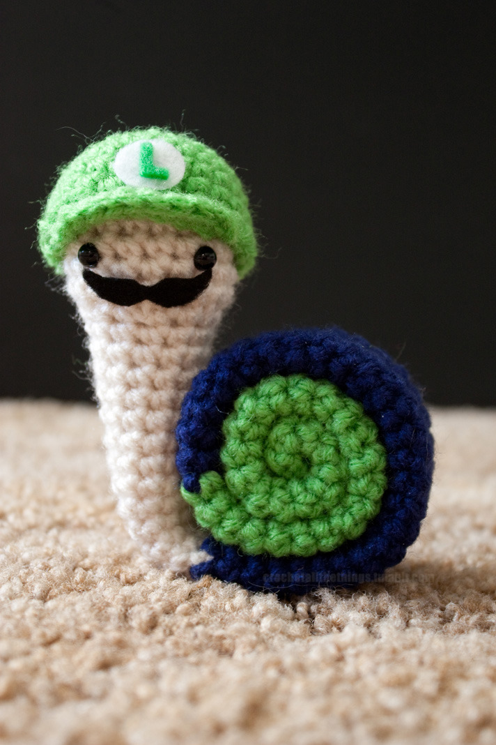 crochetallthethings:  Super Snail Bros pattern is available! On etsy: [link] On Ravelry: