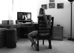 takingyou:  I don’t mind letting her watch a little TV, while she prepares her mind for a round with me. 