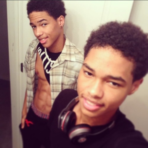 teenharddick:  talldaddy:  cdog55:  bruhyousexy:  twins  www.studiesinbrown.com Great erotic stories  www.talldaddy.tumblr.com/archive            http://teenharddick.tumblr.com/ 