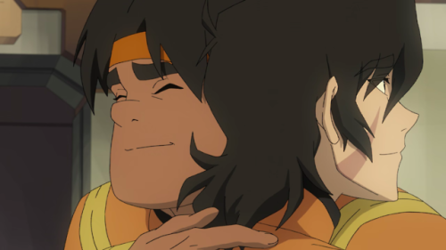 garrisonkids: sure dreamworks fucked up in s7, but at least hunk has a personality and is more than 