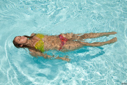 Serina Cardoni Swimming In La - 80 Pics @ Zishy.com. Click For Pictorial.