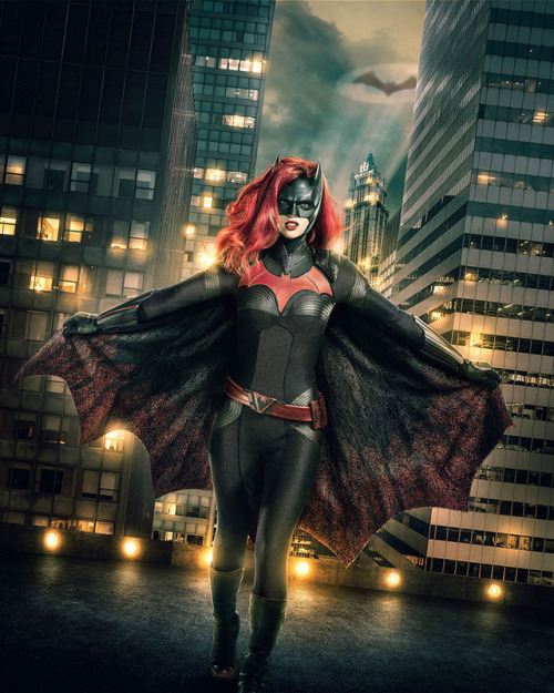 First Look At Ruby Rose As TV’s New Lesbian Superhero, Batwoman