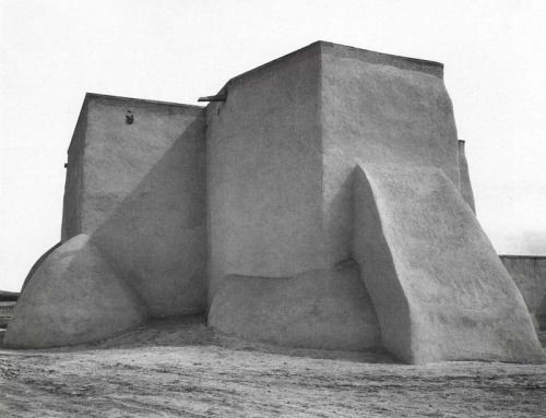 San Francisco de Asis Mission Church - ranchos-de-taos