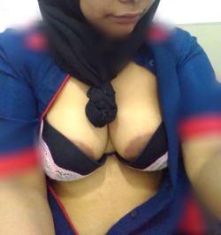 Hot hijabi girls