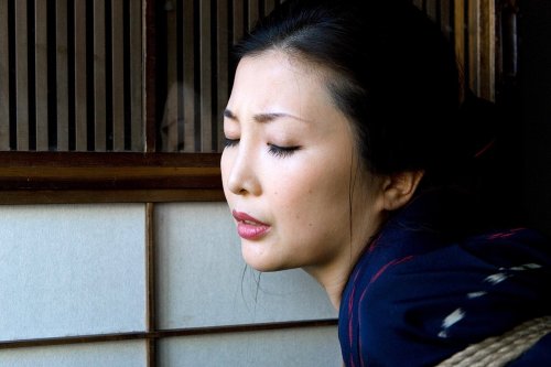 higyaku-no-miki:  桐島千沙さん 