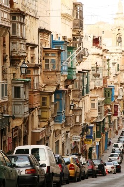 Bluepueblo:  Balconies, Valletta, Malta  Photo Via Putri 