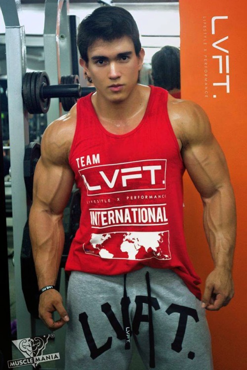 Porn photo myfavouriteguysblog:  Daniel Roman, bodybuilder/model