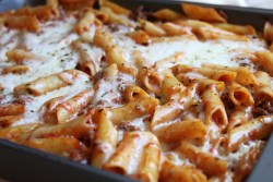 do-not-touch-my-food:  Baked Ziti