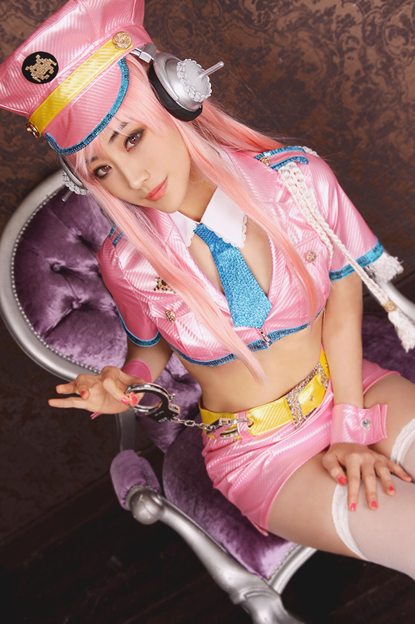 Super Sonico (すーぱーそに子) share your fav cosplay girls at http://reddit.com/r/cosplaybabes