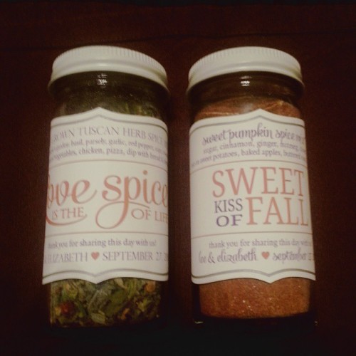 Made some labels for my friends wedding favors, spice mixes. Can’t wait for her wedding this weekend! http://emmie.me/1uzudDo