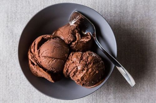 food52: If you’re a chocolate-lover, then you’ve found your soul mate. There’s a r