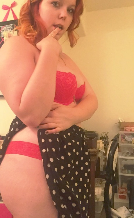 littlehoneybabysweetheart: Am I cute enough to be a camgirl yet, daddy?
