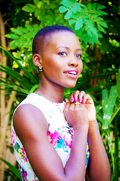 arobynsung:    Lupita Nyong’o at the ‘12 adult photos