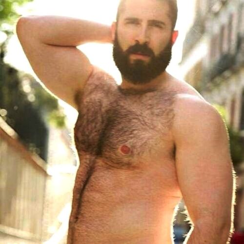 turnmeonmen:  Follow me at http://turnmeonmen.tumblr.com/  An exceptionally handsome, hairy, sexy, man - Makes one dream of things only two men can do together!  WOOF