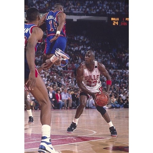 ball fake!