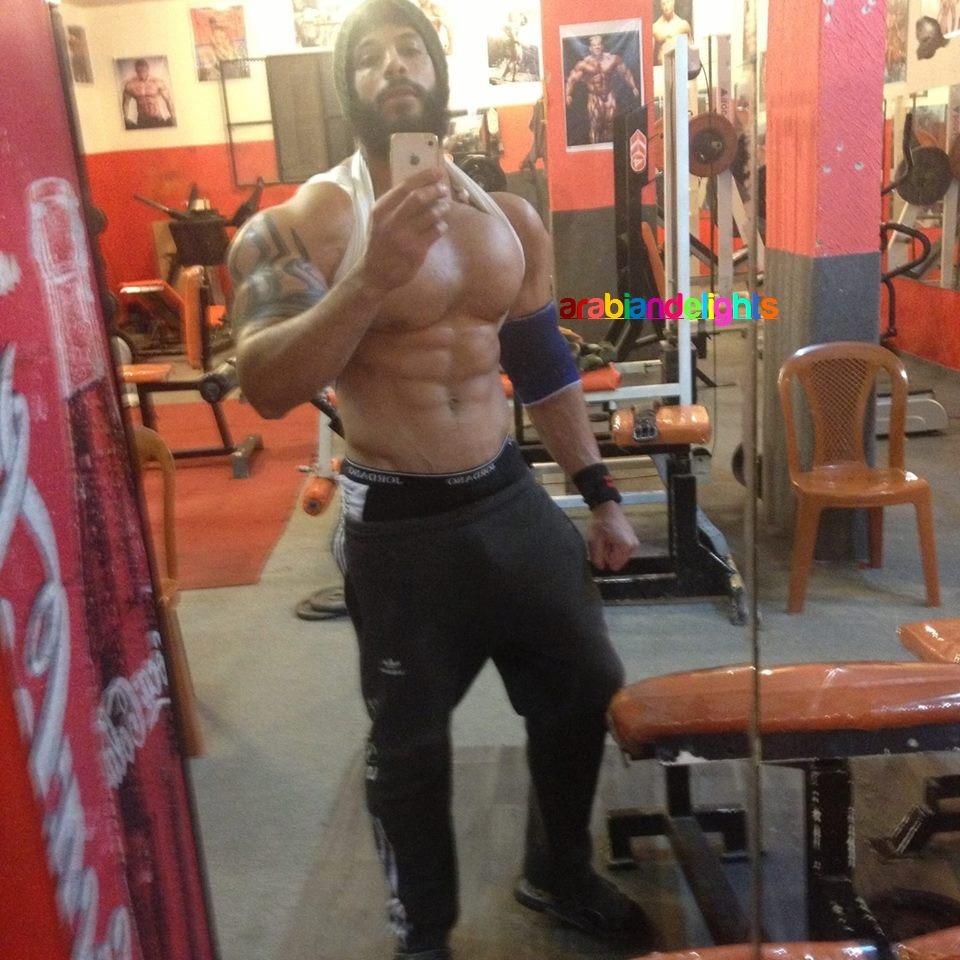 likeumbig:  swanmwa31:  arabiandelights:  Name: BilalHometown: Al Janub, LebanonBirthday: