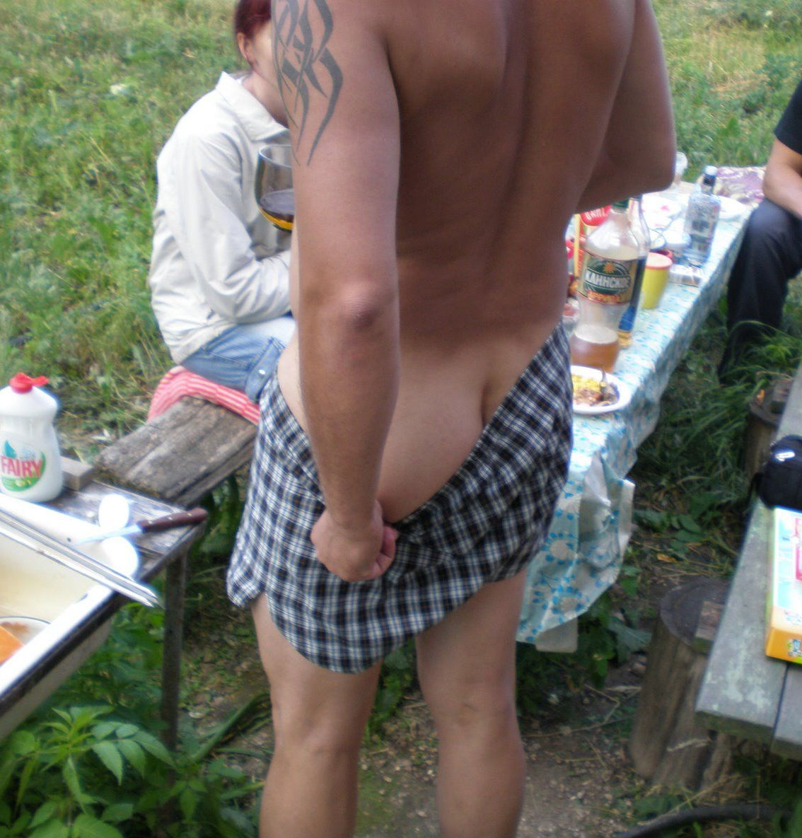 punud:  http://punud.tumblr.com/http://runboxx.tumblr.com/http://vinboyz.tumblr.com/