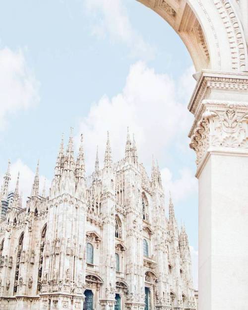 Porn vivalcli:  Duomo di Milano, Milan, Italy photos