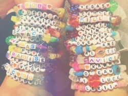 chicagokidd92:  Making kandi 