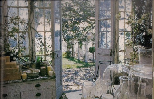 witchydreamhome - The conservatory from Practical Magic.