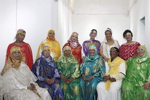&ldquo;Lemma el becharia&rdquo; featuring la grande Hasna El Becharia, sur scène elle
