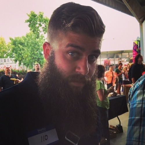 manly-brutes:  manly-brutes.tumblr.com