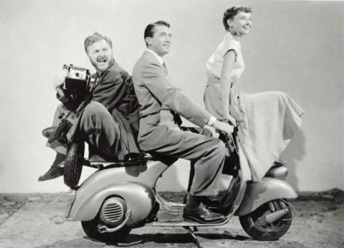 Gregory Peck, Audrey Hepburn and Eddie Albert in Roman Holiday (1953)