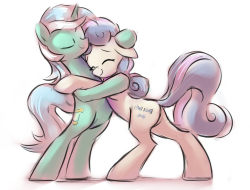 ask-lyra-bon:So cute so cute! I love the way Lyra I see standing almost like a human &lt;3