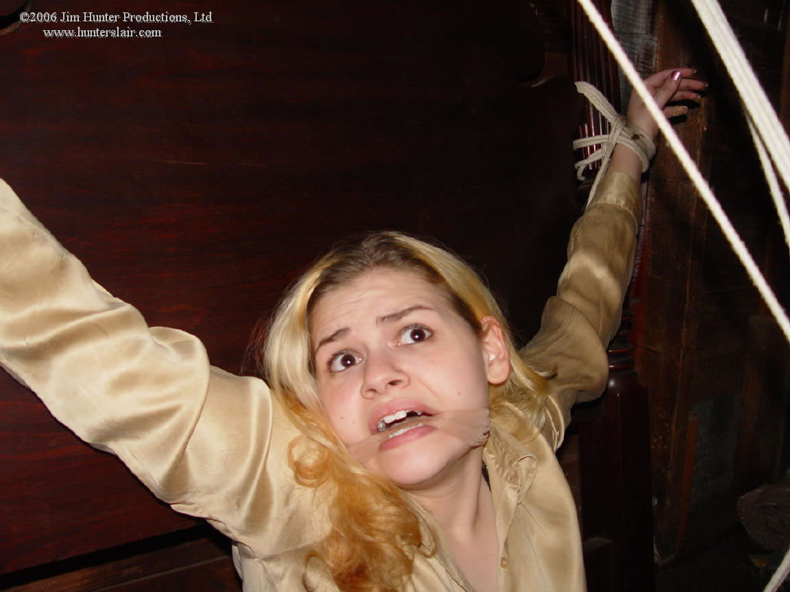 odelyslolvebondage:  Visit Hunters lair Visit The Attic 
