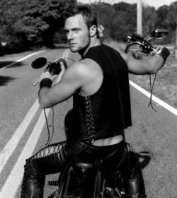 ablacknight:  gay leather fetishablacknight