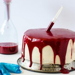 dessertgallery:  Bloody White Cake-Get your