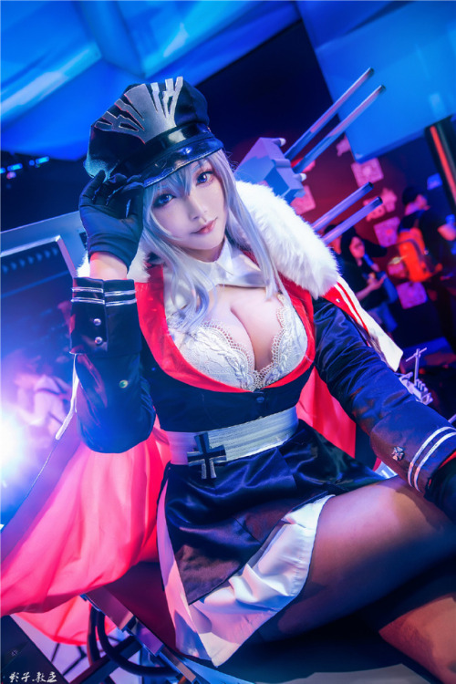 Azurlane - Graf ZeppelinClick Here for more Sexy Cosplay Girls