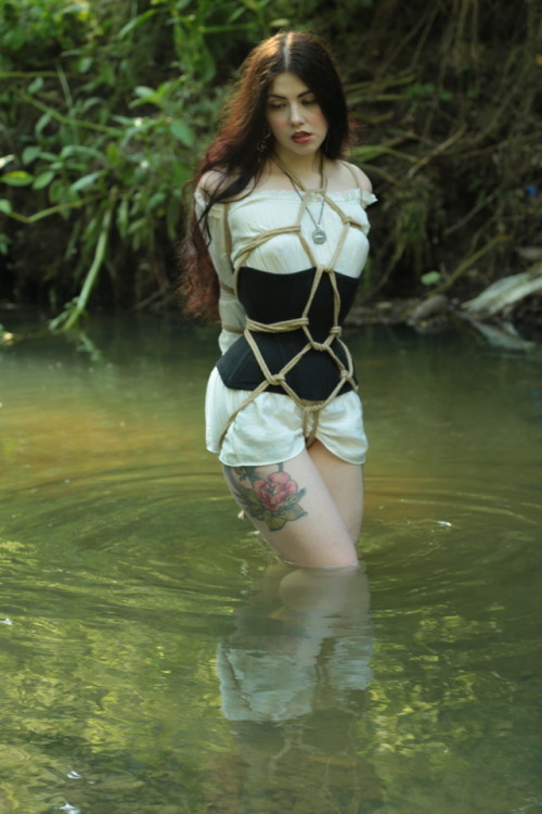 homeshibari: Water Nymph