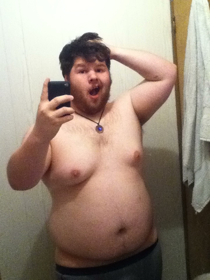 kabutocub:  Sean being all yummy and stuff. ;) Grrr 