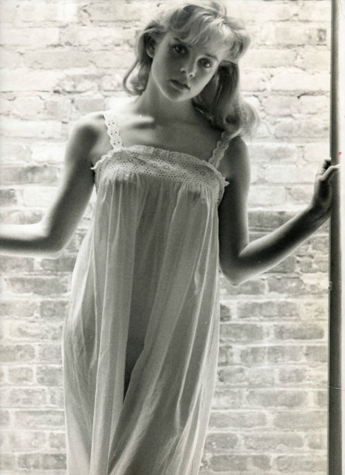 antosstuff: oscar100world:Lyon Sue Lyon as Stanley Kubrick’s iconic Lolita photographed by Bert Ster