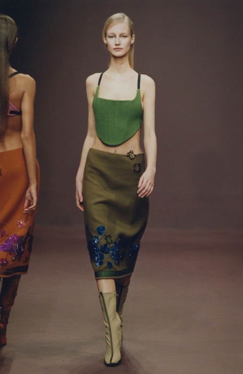 softestaura:Prada FW 1999