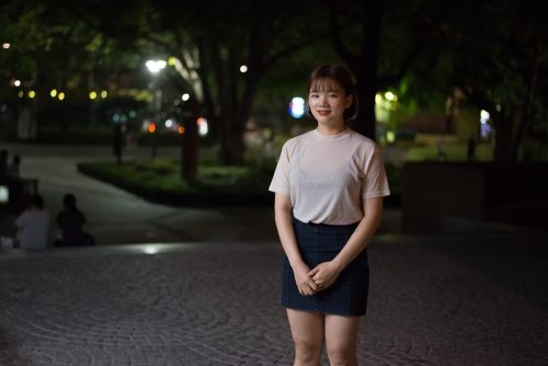 humans-of-seoul:  “Today is really a regretful day.”“What happened?”“I was eating tteokbokki with my friend and I spilled some of the tteokbokki sauce on my clothes. I’m such a clutz.”“It doesn’t look like you spilled anything.”“No.