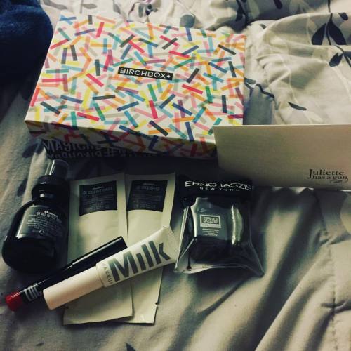 #birchbox #birchboxseptember #loc #cherrybomblipstick #milkmakeup @milk #mascara #davines #hair #ern