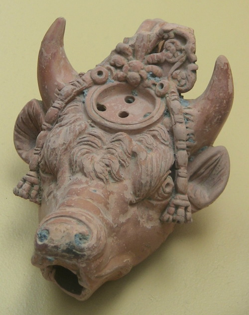 gunhilde: Oil lamp in the shape of a bull’s head, 2nd century BC, on display at the Museum of 